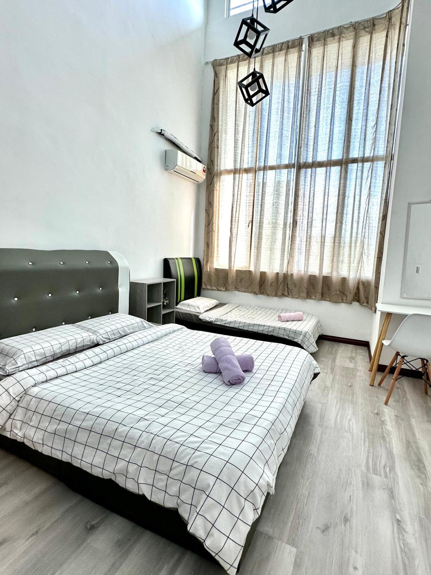 Springfield 3-Storey Cheerful Townhouse #Yoyo Homestay Sandakan Exterior photo